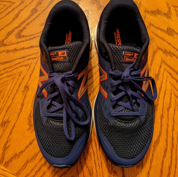 New Balance 490v5 - Picture 2 of 4